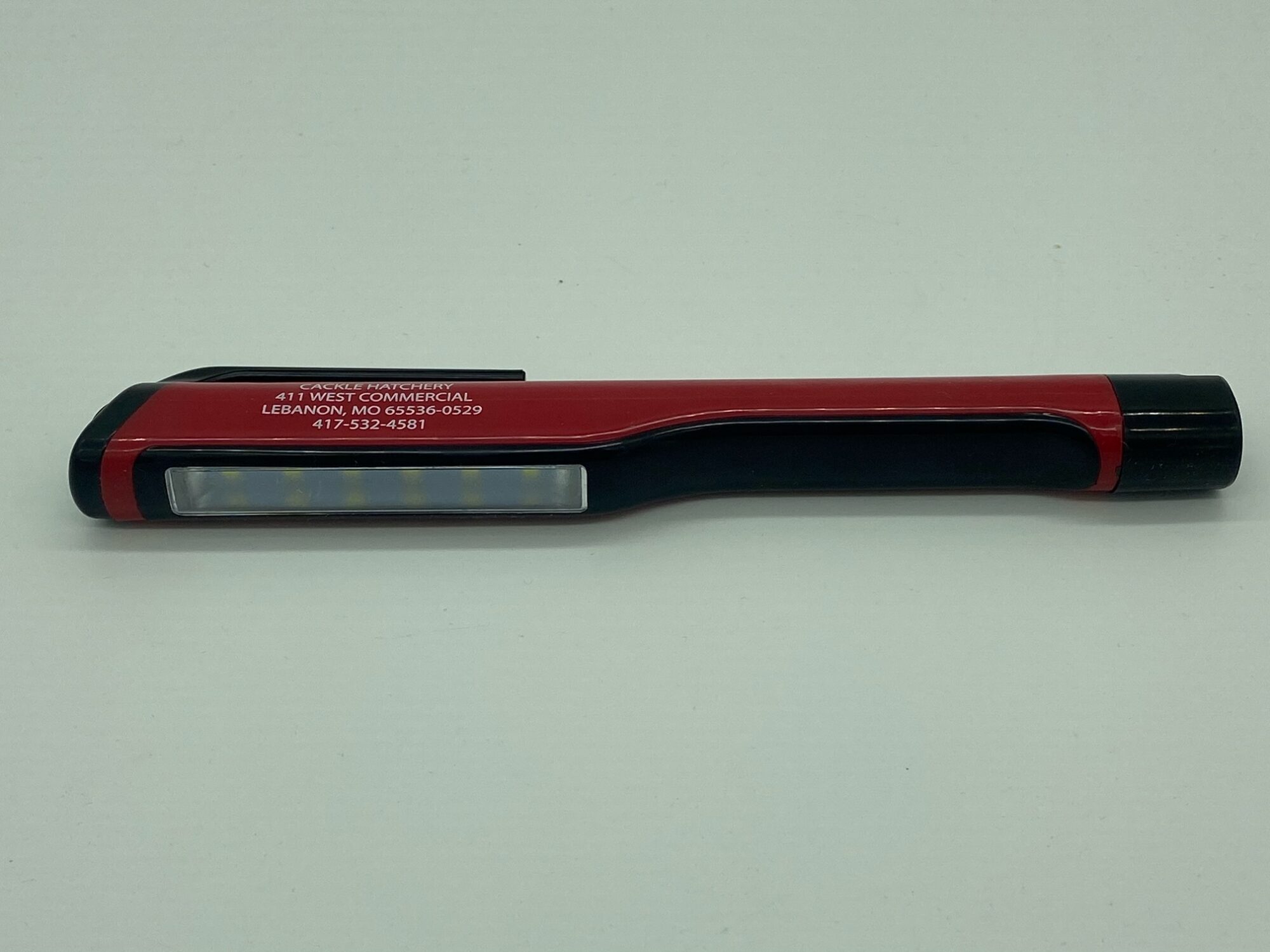 Cackle Hatchery™ 6 LED Flashlight