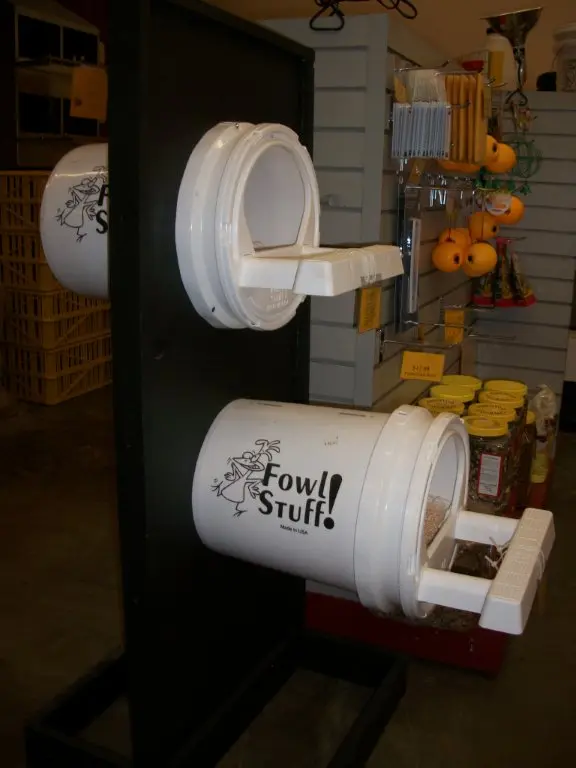 Fowl Stuff Nest-Front Access